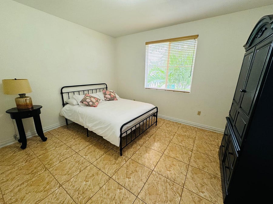 Furnished Finder property 915470_1 photo 6