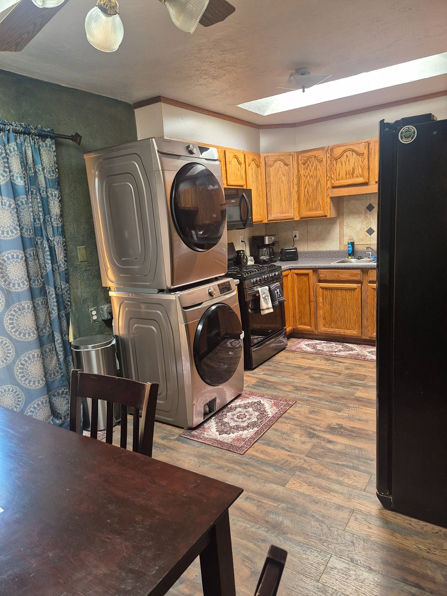 Furnished Finder property 915489_1 photo 9