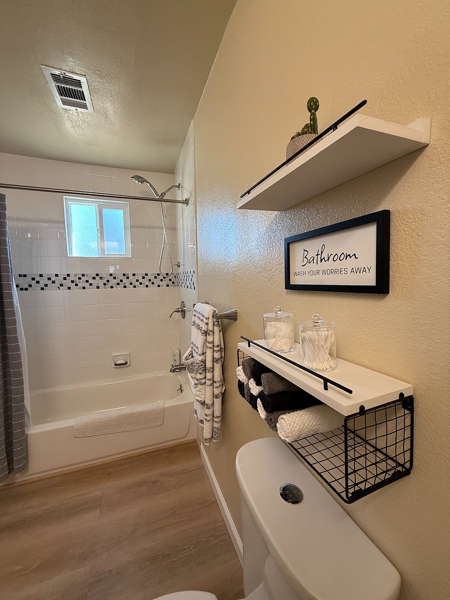Private bathroom en-suite