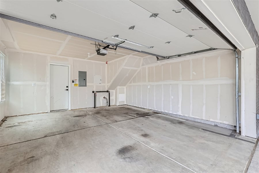 2 Car Garage