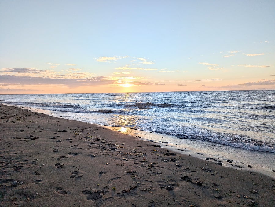 Enjoy sunsets at Hastie Lake County Park with public beach access