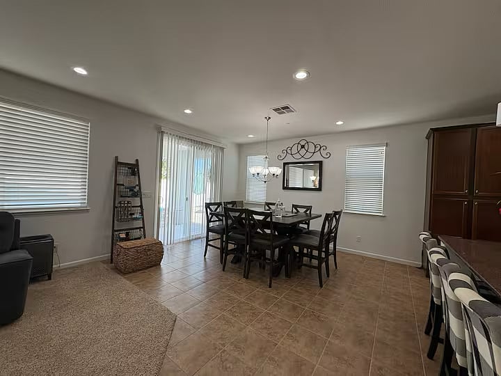 Furnished Finder property 915734_1 photo 4