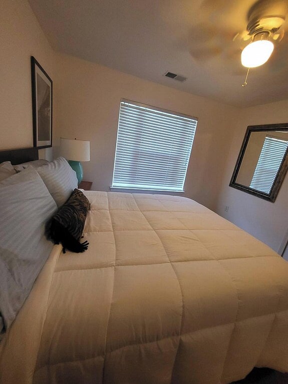 Furnished Finder property 915794_1 photo 17