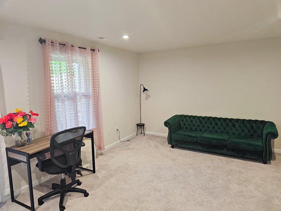 Furnished Finder property 915836_1 photo 35
