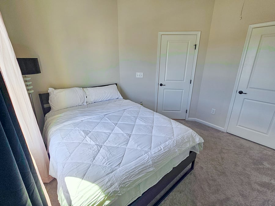 Furnished Finder property 915836_1 photo 31