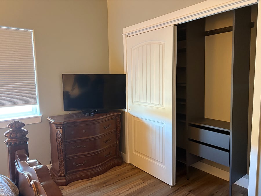 Guest Bedroom TV