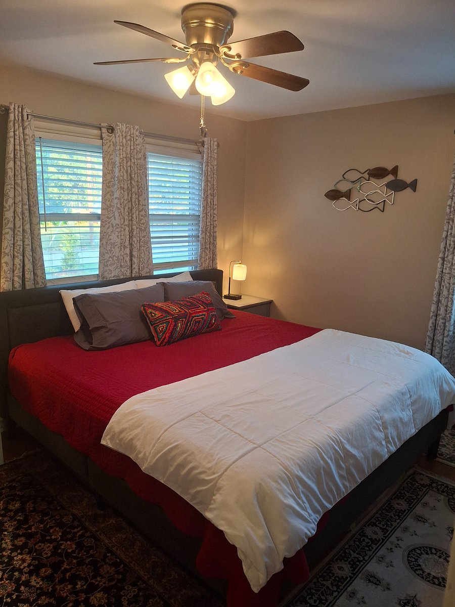 Master bedroom.