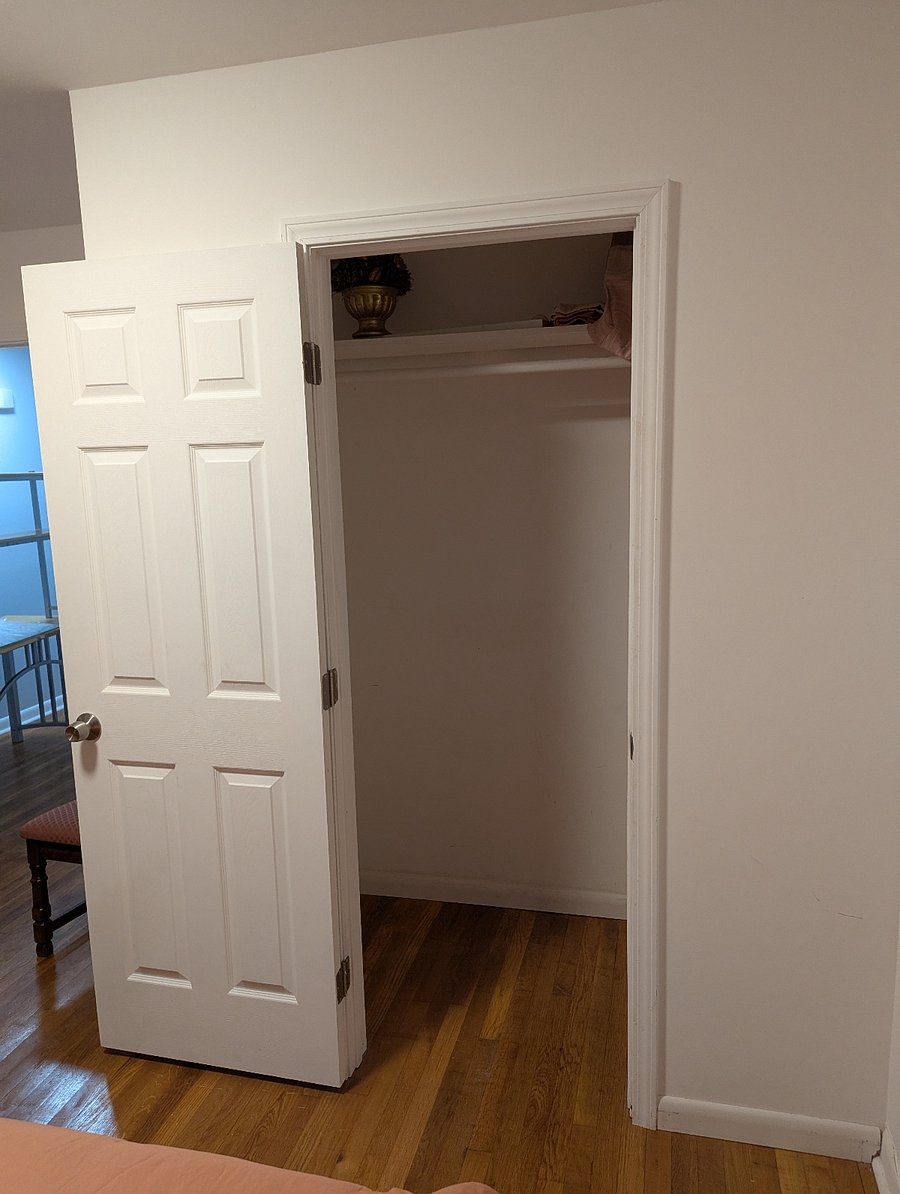 2nd bedroom closet