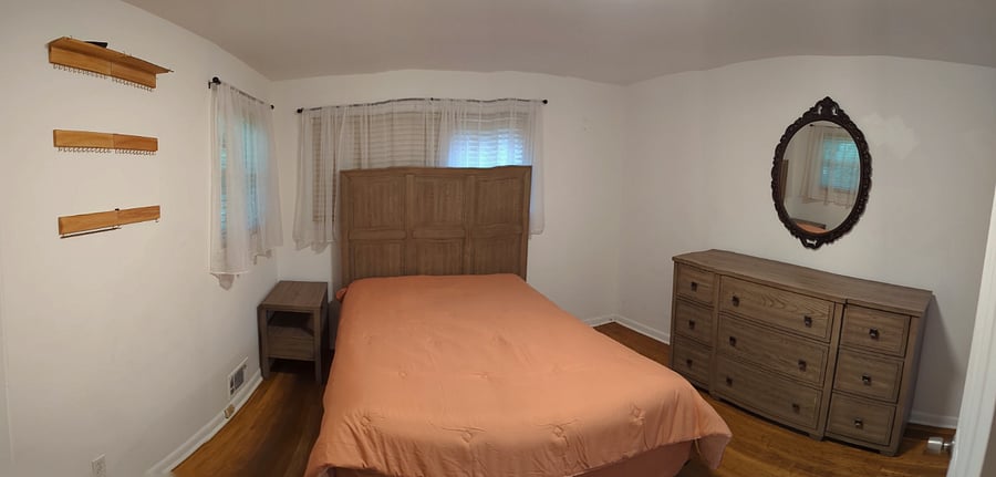 2nd Bedroom- Your guest will feel right at home in this cozy bedroom with a beautiful view of the backyard.