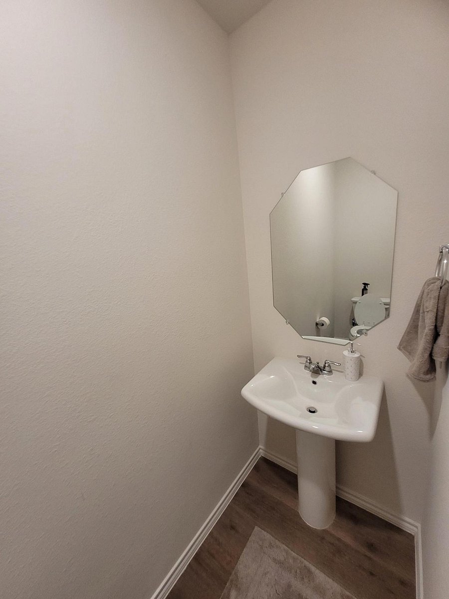 Furnished Finder property 915998_1 photo 3
