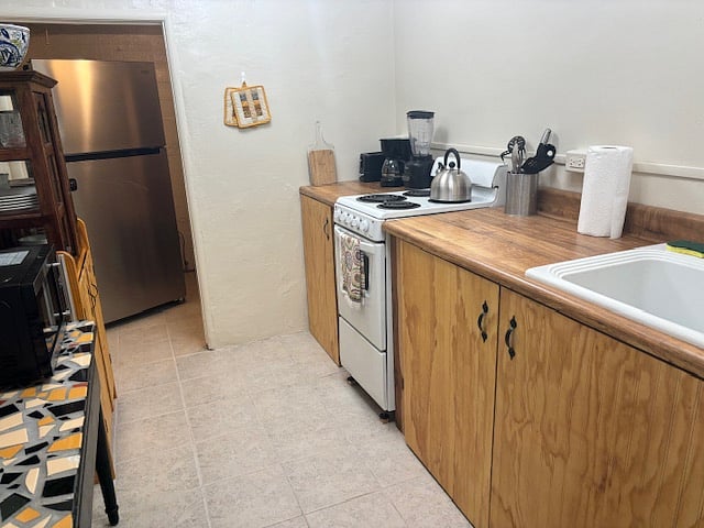 Furnished Finder property 916028_1 photo 11