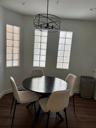 Dining Table with 4 chairs