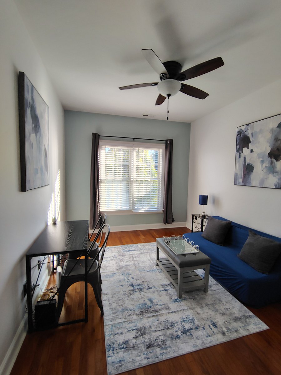 FLEX room can be used as a 3rd bedroom or office space