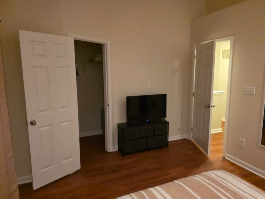 Furnished Finder property 916234_1 photo 3