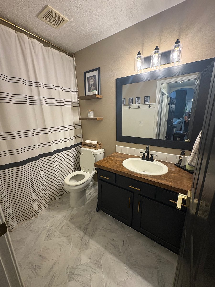 Main level bathroom