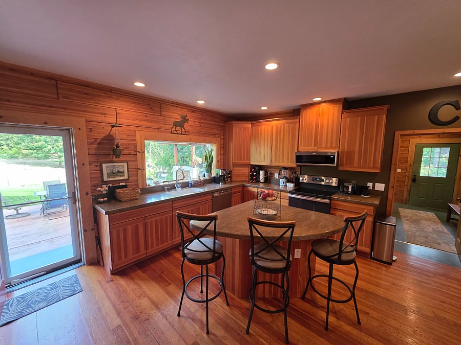 Fully appointed kitchen. Shared use with homeowners.