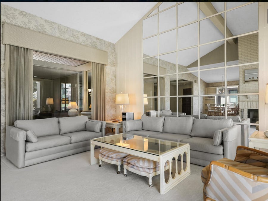 Living Room toward Sitting Room 