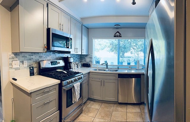Furnished Finder property 916658_1 photo 9