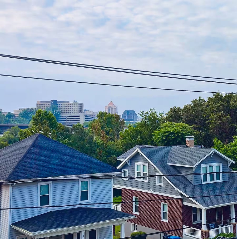 Amazing views of downtown, greenway, and Roanoke RIver! Can even see partial Mill Mountain star from the living room window