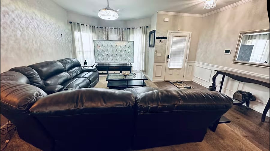 Living room 1