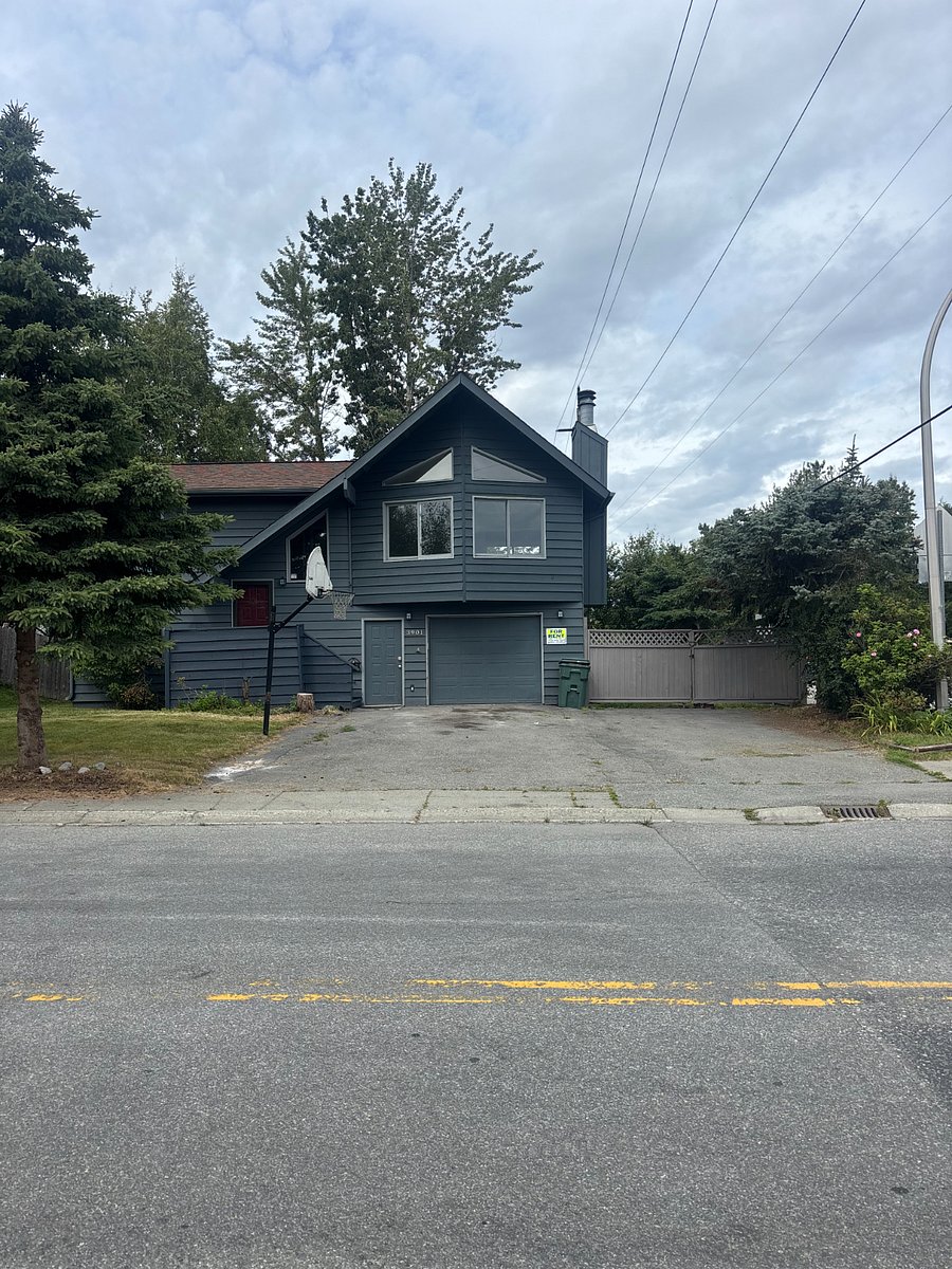 Street view front of house