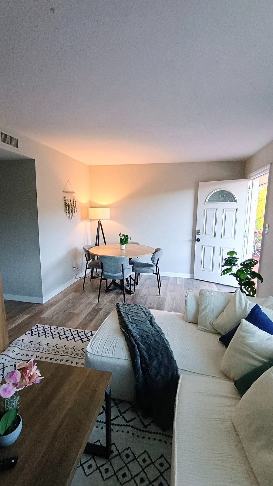 Furnished Finder property 916762_1 photo 8