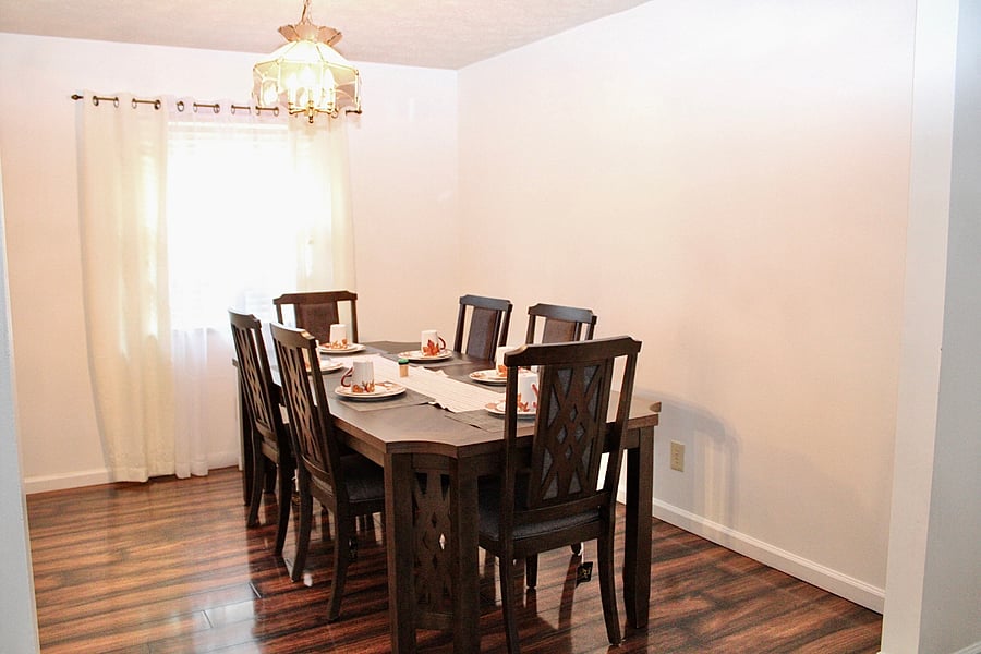 Dining area 2