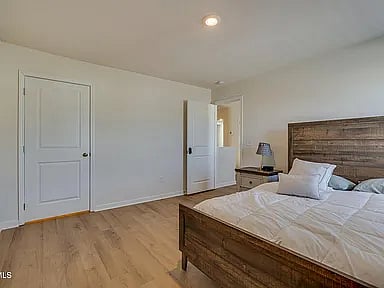 Furnished Finder property 916856_1 photo 17