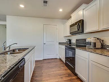 Furnished Finder property 916856_1 photo 7