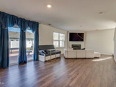Furnished Finder property 916856_1 photo 11