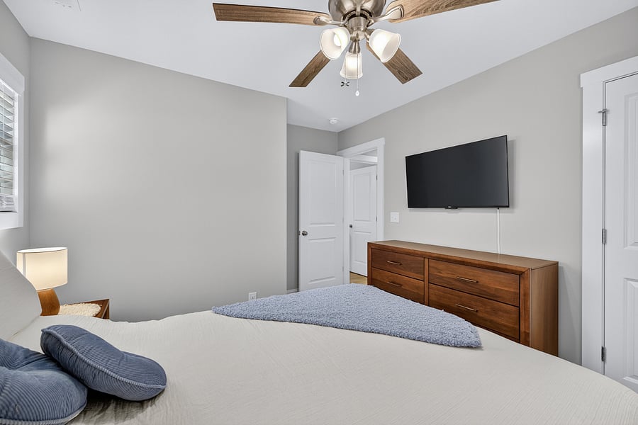 Second bedroom