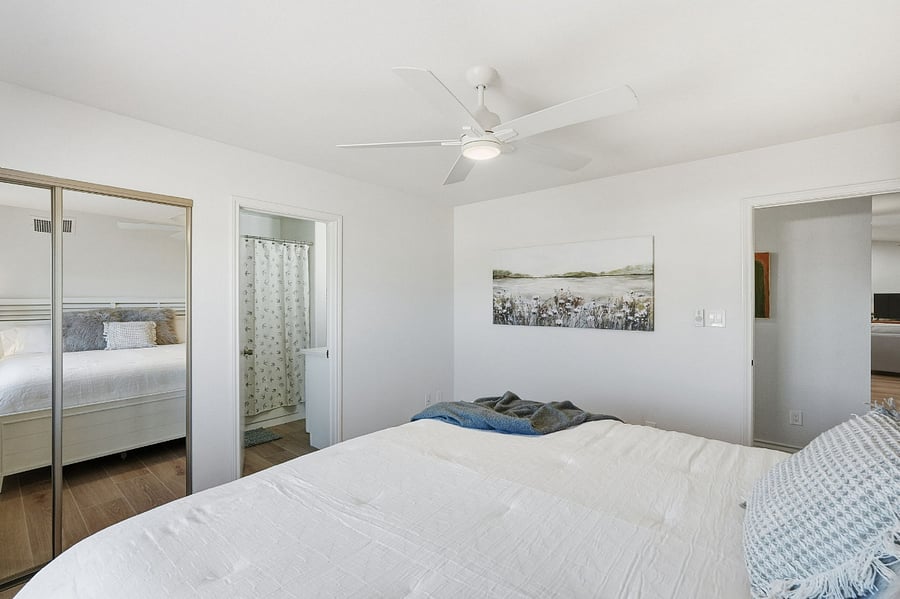 Primary Bedroom - King