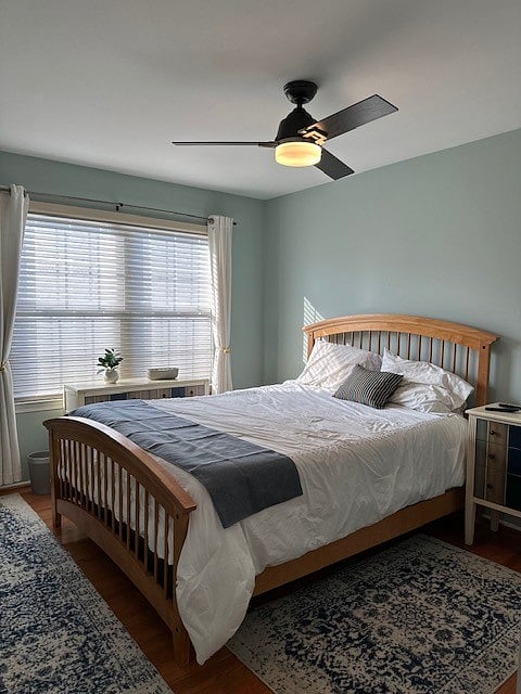 Master Bedroom - Queen Bed