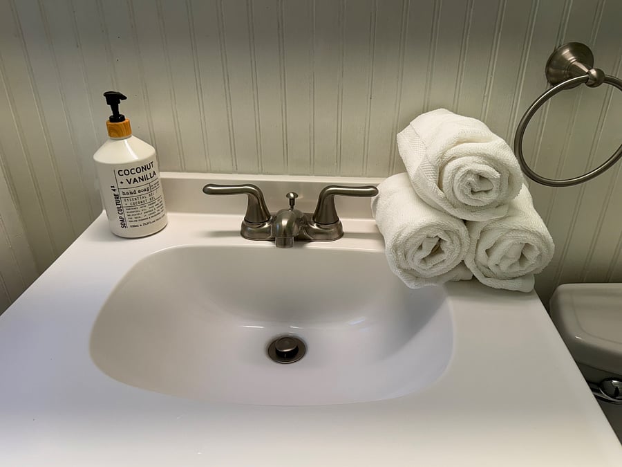 Bathroom toiletries