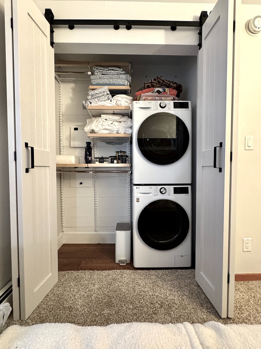 Stackable in unit LG washer/dryer.