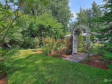 Furnished Finder property 916981_1 photo 17