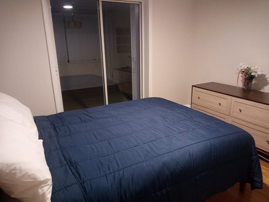 Queen Bedroom