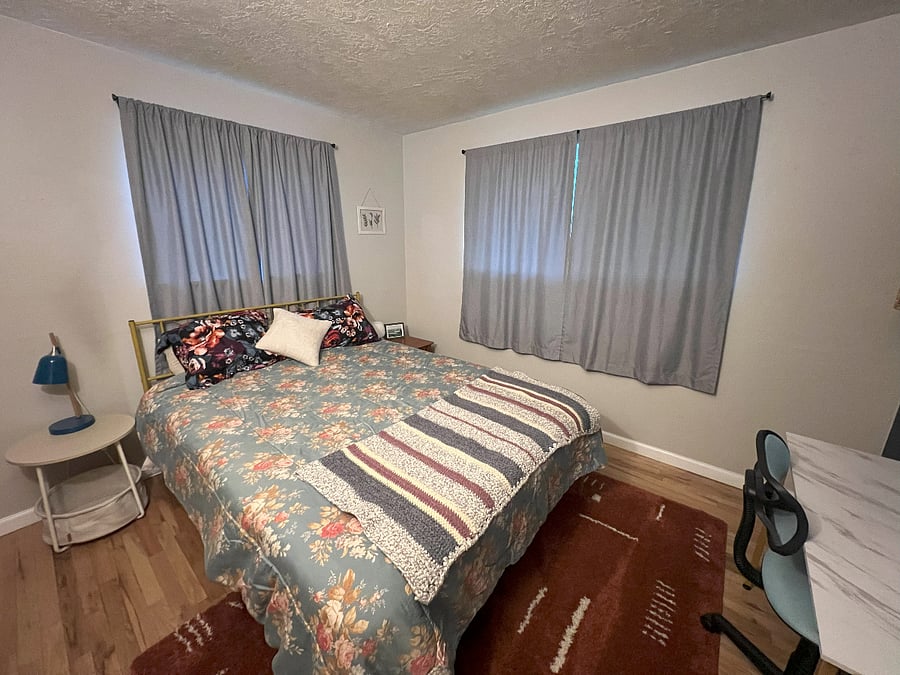 Queen bedroom