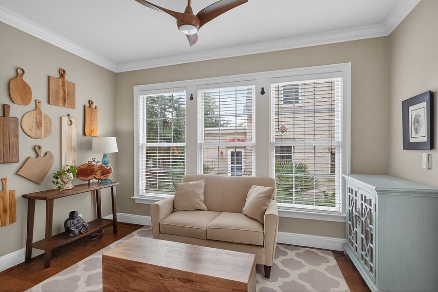 Breakfast nook