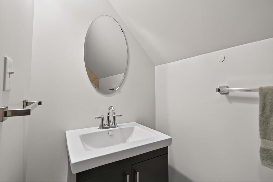 BR 4 attached bath