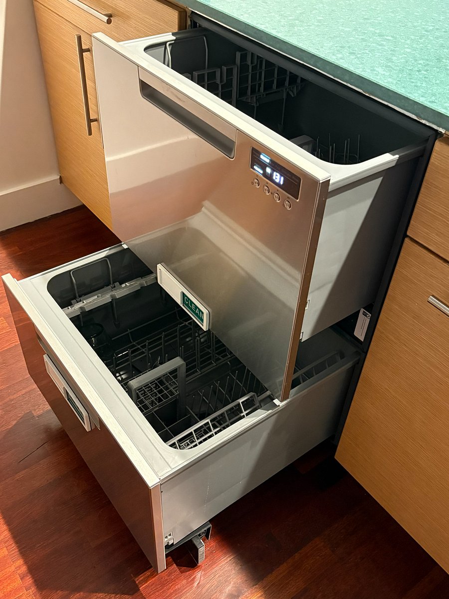 We love having the option of just using the smaller drawer in the Fisher & Paykel when it's a simple meal or a couple days of mugs.
Of course we often used the larger drawer, or both, when we made one of those "use everything in the kitchen" dishes ;- )