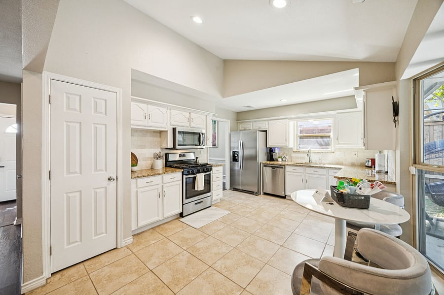 Furnished Finder property 917138_1 photo 5