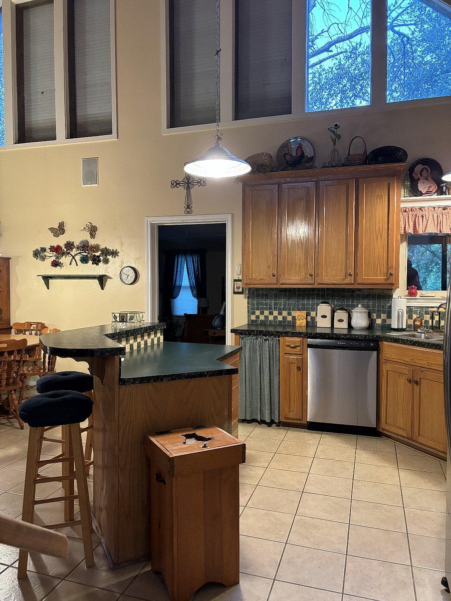 Furnished Finder property 917183_1 photo 14