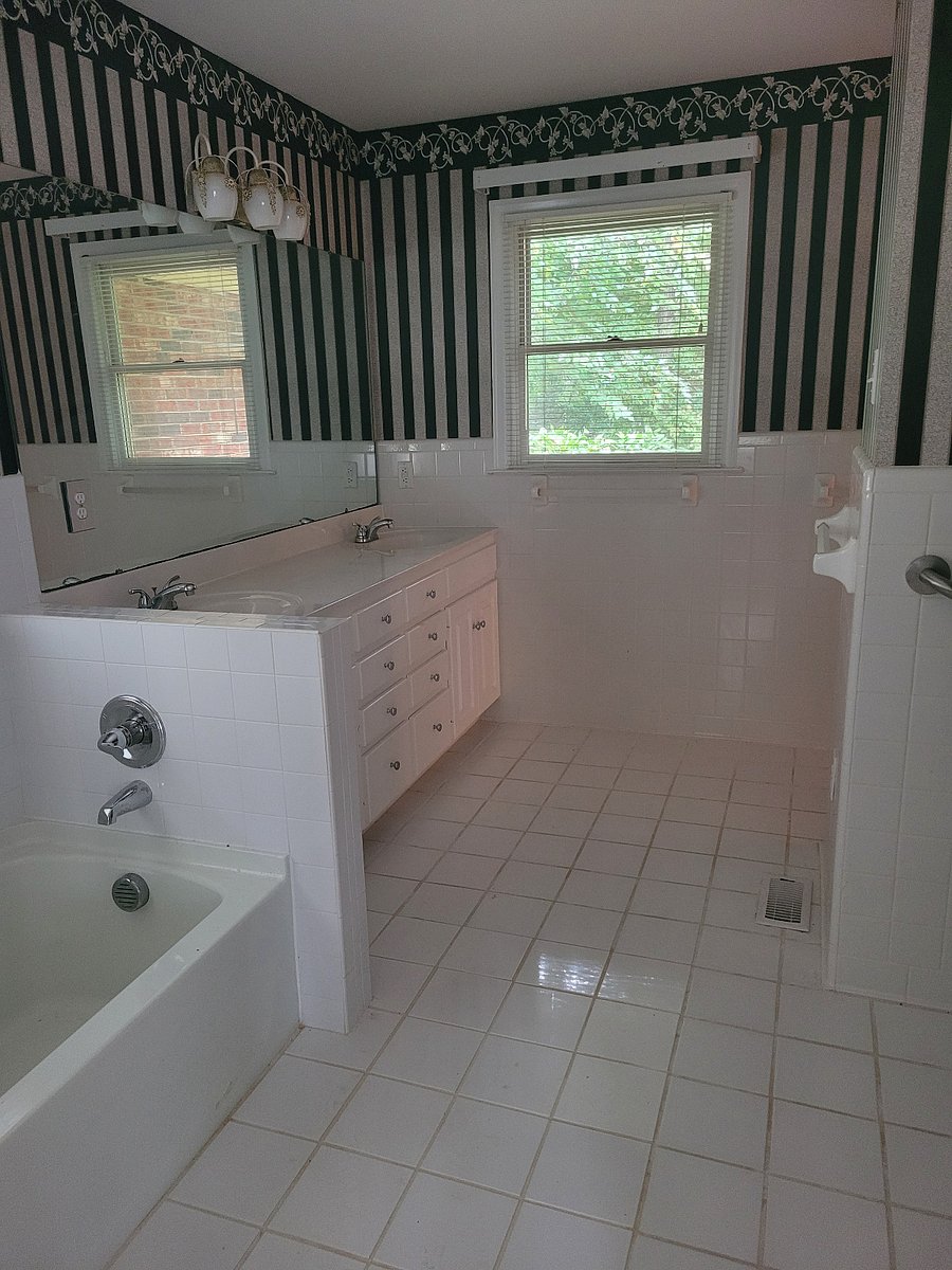 Full Bath