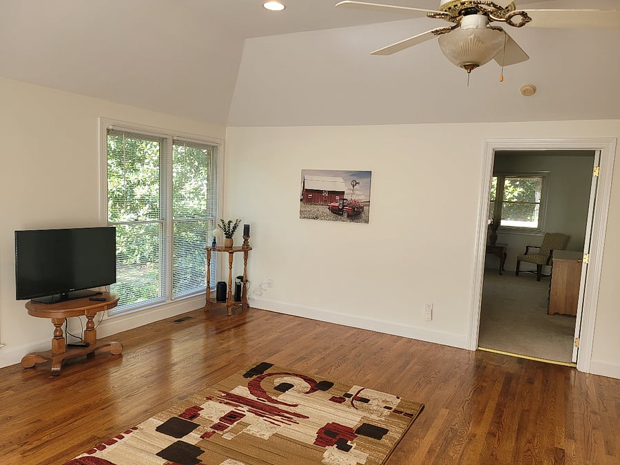 Living Room Master BR entry