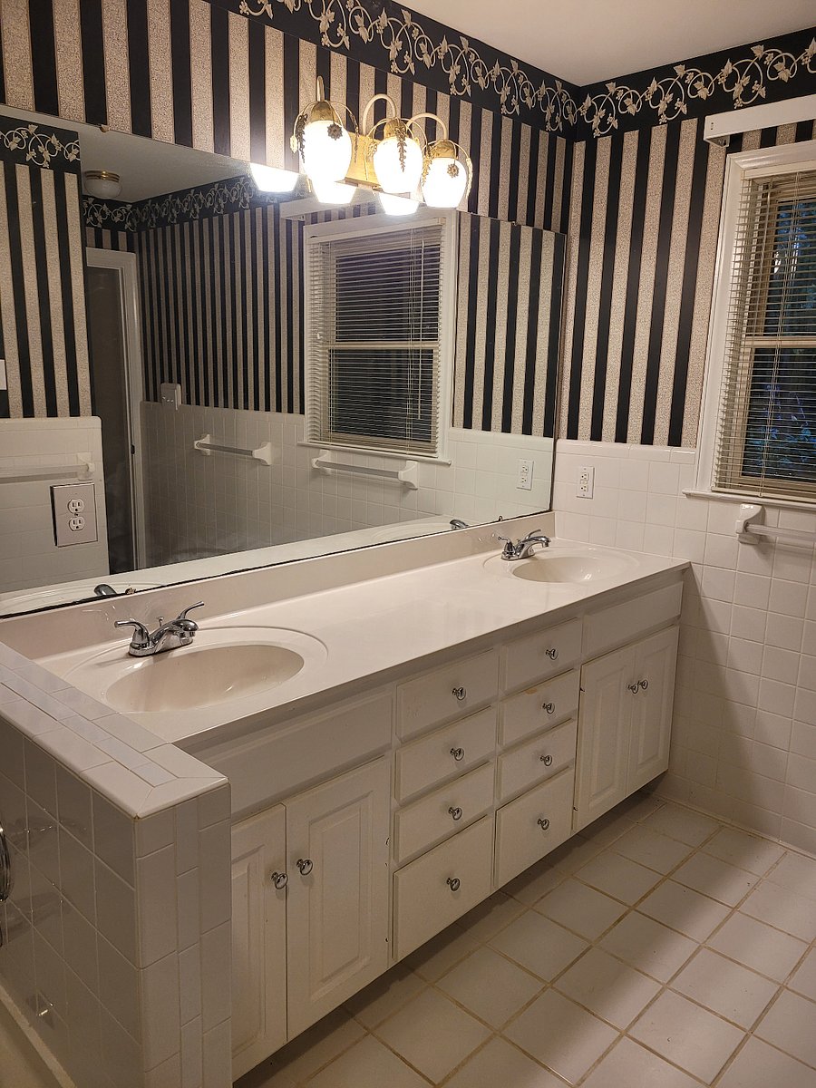 Full Bath