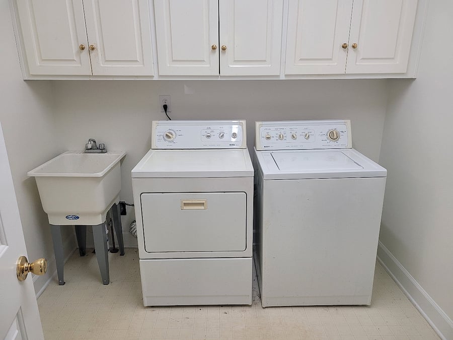 Laundry/half bath