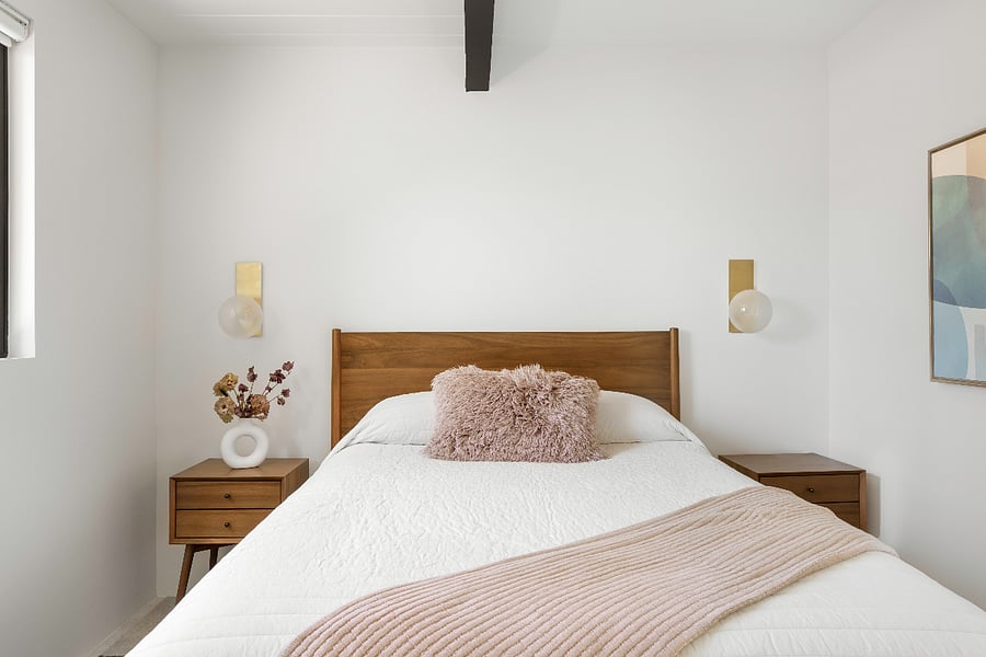 Bedroom 2 - Queen Bed