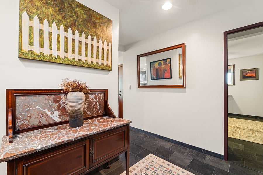 Space between rooms showing Entry to Office