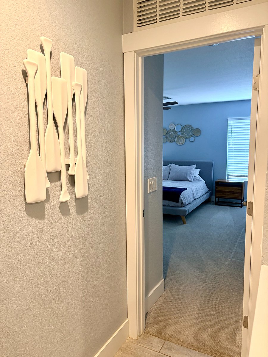 Hallway to master